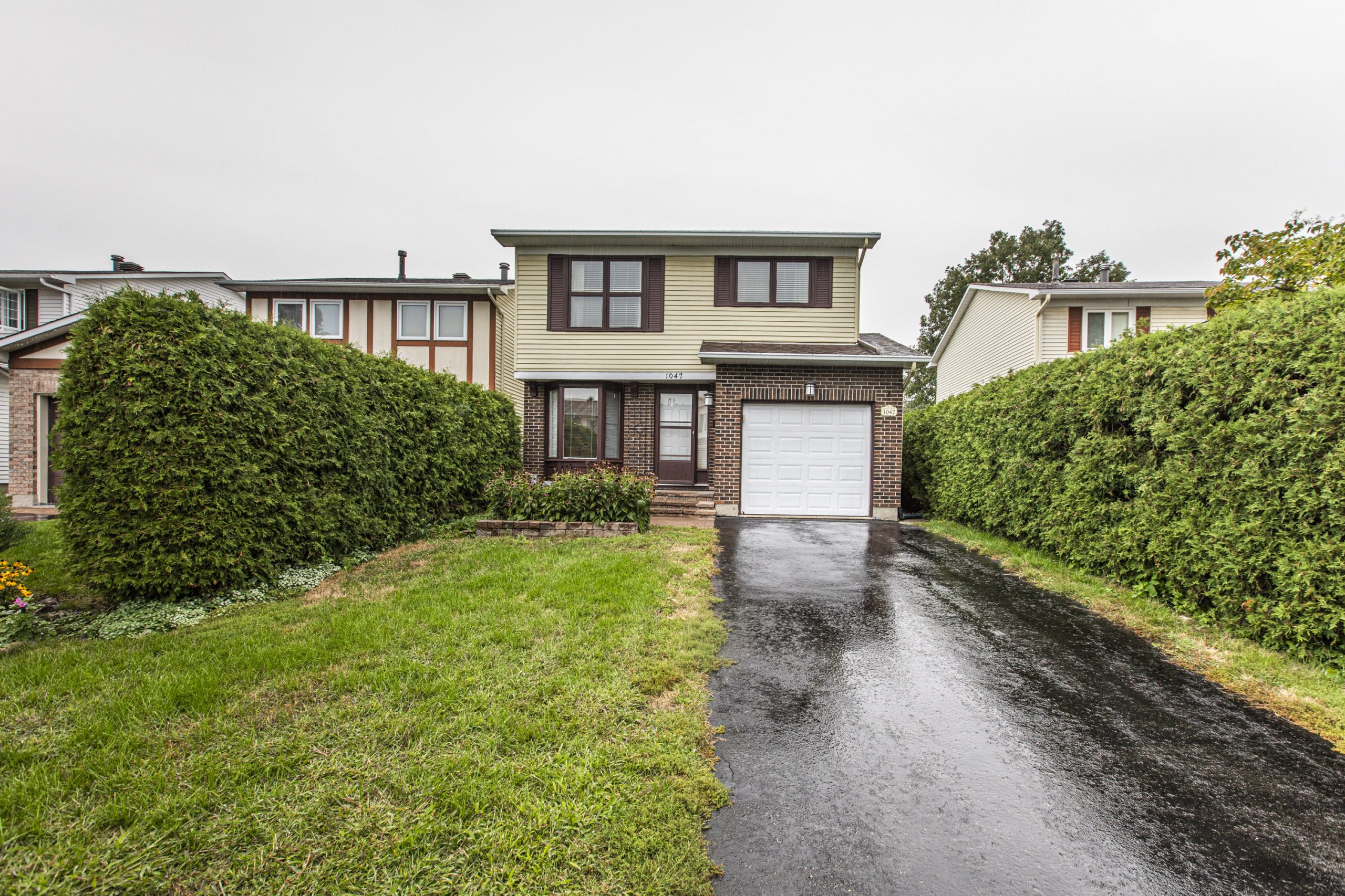 1047 Arrowhead Place, Hiawatha Park / Convent Glen North, Orleans, List