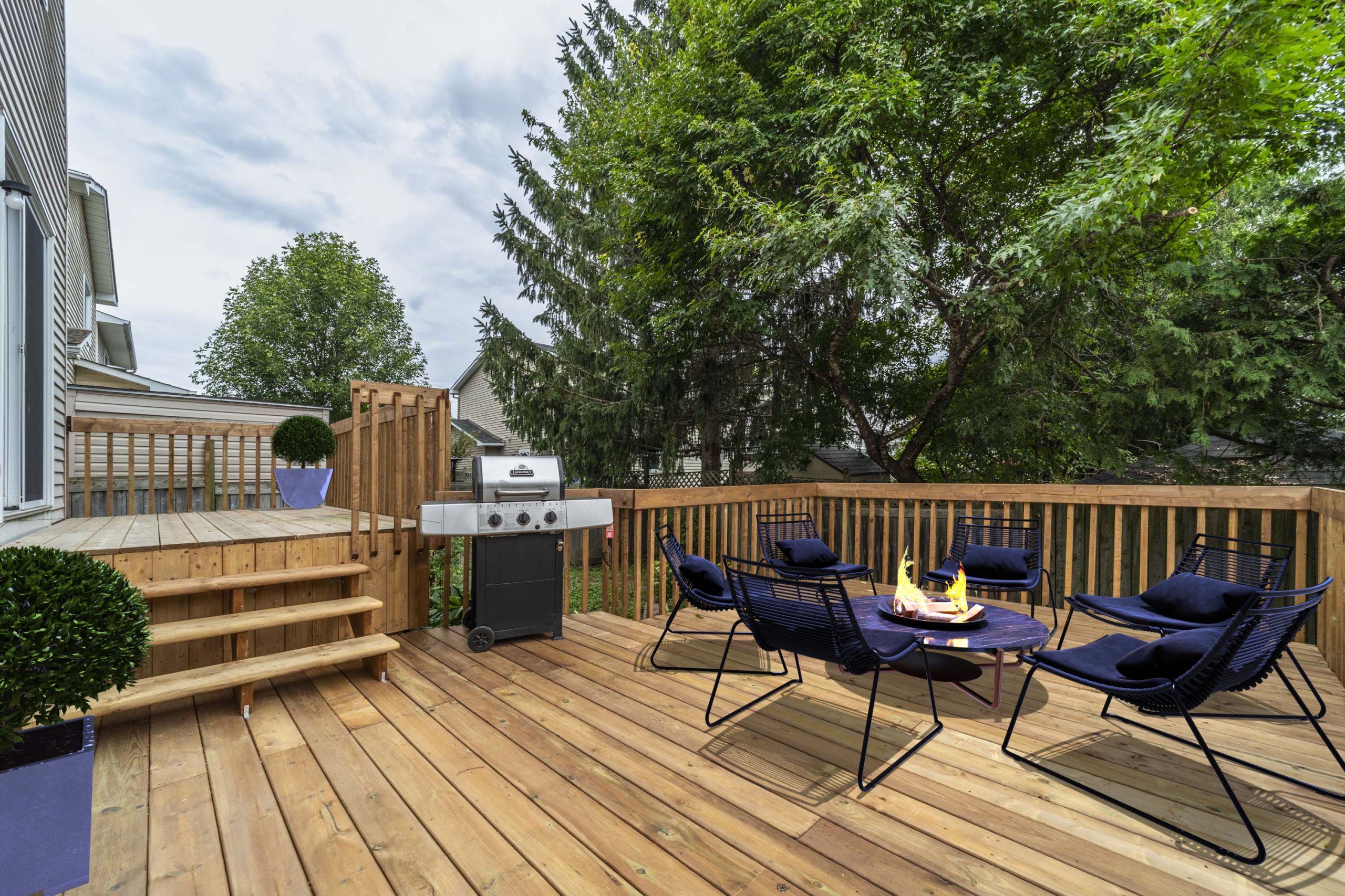 Vitually Staged Deck